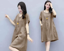 簡約短袖連衣裙